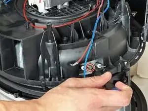 Lr6KWfX3ggultsCT