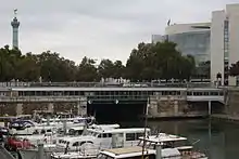 Südlicher Tunneleingang unterhalb der Métrostation Bastille