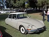 Citroën ID&nbsp;19 US-Ausführung von 1969, noch ohne Seitenmarkierungsleuchten aber Sealed-Beam-Scheinwerfern