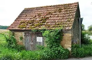 Das Flachsbrechhaus am Dorfrand