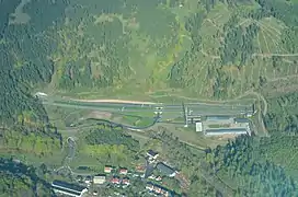 Luftaufnahme AS 18 Oberhof,links Rennsteigtunnel,rechts Tunnel Hochwald