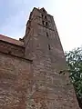 NW-Turm und baufugenlos anschließendes Schiff. - Blick nach SW.