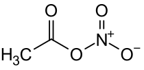 Strukturformel von Acetylnitrat