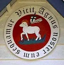 Logo der Herrnhuter Brüdergemeine an einer Kirche in Nieuw-Amsterdam (Suriname)
