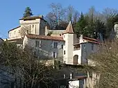 Die Burg vom Tal aus gesehen