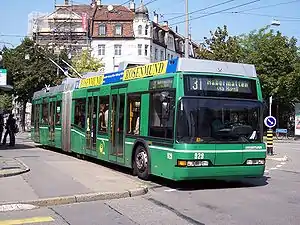 Ein Neoplan-Trolleybus beim Trolleybus Basel