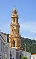 Der eindrückliche (neo-)barocke Glockenturm des Klosters Panormitis