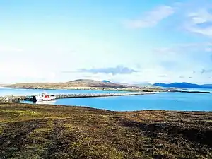 Blick von North Uist über den Berneray-Sund