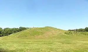 Mound A, der größte Mound in Poverty Point
