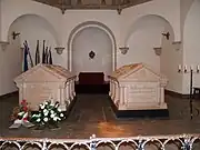 Grab Otto von Bismarcks und seiner Frau im Bismarck-Mausoleum