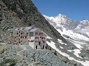 Die Britanniahütte, eine der meistbesuchten SAC-Hütten