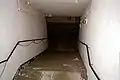 Treppenabgang in den Bunker