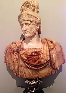 Büste von Pyrrhos, König von Epirus (2. Jh. n. Chr.), weißer Marmor, Onyx und schwarzer Marmor.