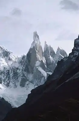 Cerro Torre 3.133 m (Südflanke ~2150 m), Patagonien, Argentinien/Chile