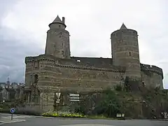 Die Türme und die Poterne d’Amboise (15. Jahrhundert)