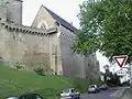 Die Kapelle von außerhalb der Burg gesehen