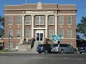 Das Cimarron County Courthouse in Boise City, seit 1984 im NRHP gelistet