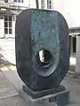 Skulptur vor dem Rathaus von St Ives