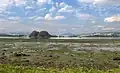 Blick auf Dumbarton über den  Clyde, rechts im Hintergrund neben dem Dumbarton Rock befindet sich Ben Lomond.