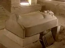Der Steinsarkophag von Merenptah