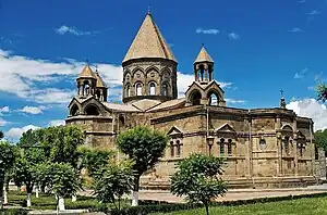 Kathedrale und Kirchen von Etschmiadsin und archäologische Stätte von Zvartnots