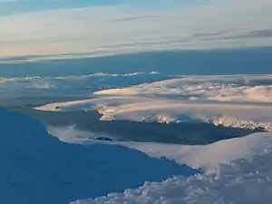 Blick vom Lyaskovets Peak auf den Emona Anchorage