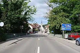 Erlinsbach SO über die Erzbachbrücke von Erlinsbach AG aus gesehen