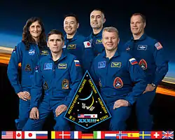 v. l. n. r.: Sunita Williams, Juri Malentschenko, Akihiko Hoshide, Jewgeni Tarelkin, Oleg Nowizki und Kevin Ford