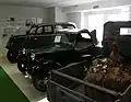 (2)