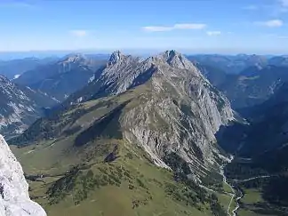 Das Tal rechts ist das Laliderer Tal