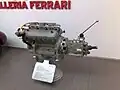 Der Saugmotor (3300&nbsp;cm³) des 125&nbsp;S, der im 125&nbsp;F1 durch einen Kompressormotor (1500&nbsp;cm³) ersetzt wurde