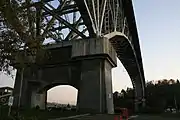 Der nördliche Brückenpfeiler