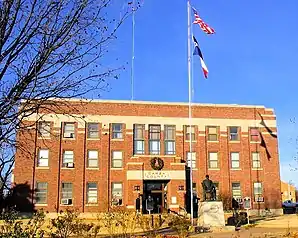 Das Garza County Courthouse in Post, gelistet im NRHP mit der Nr. 01001266