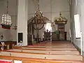 Blick durch das Langhaus zum Chor