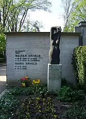 Grab von Walter Arnold