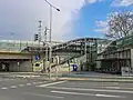 Bahnhofsvorplatz und Zugang zu Bahnsteig&nbsp;1.
