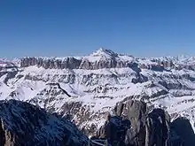 Sellastock mit dem markanten Piz Boè von der Marmolata