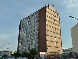 Hühnerhochhaus