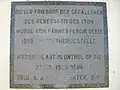 Informationstafel an der Kriegsgräberstätte in Seeis (2010)