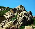 Granitfelsen über der Südküste