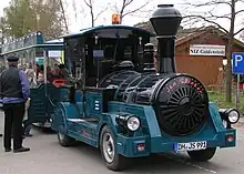 Bimmelbahn vor der Fahrt vom NIZ nach Barnstorf