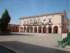 Plaza Tacuba mit Portal de las Palomas