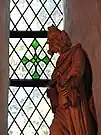 Apostel Petrus links am Altar