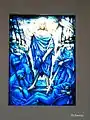 Glasfenster (Jesus der Auferstandene mit Siegesfahne)
