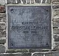 Gedenktafel neben dem Portal