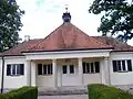Leichenhalle des Friedhofs