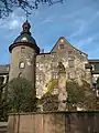 Bergfried und Mitteltrakt
