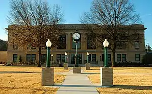 LeFlore County Courthouse, gelistet im NRHP mit der Nr. 84003099