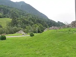 Letzimauer der Burgruine Mülenen