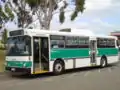 Rechtsgesteuerter O 305 in Perth (Australien)